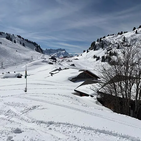Beautiful With Exceptional Views, Very Quiet *