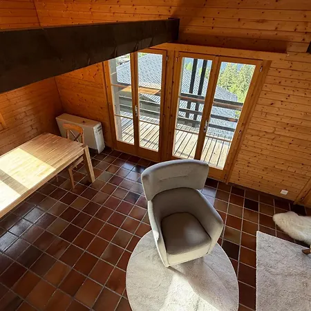 Beautiful With Exceptional Views, Ski-to-door, Very Quiet Chalet *